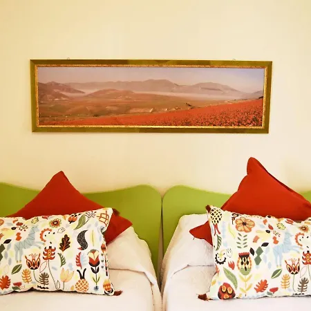 شقة Luxury In With Town Centre Nearby *